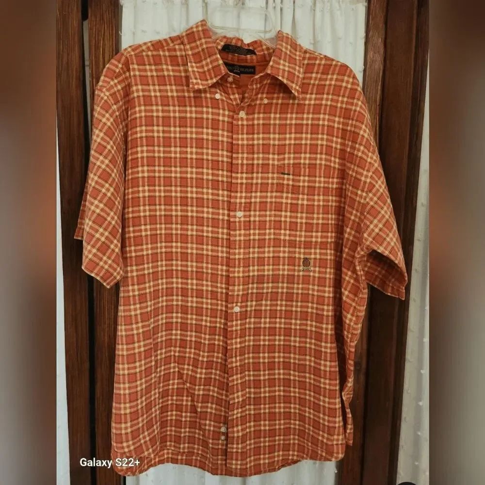 M11 Tommy Hilfiger Men's Orange Plaid Button-Up Short Sleeve Casual Shirt